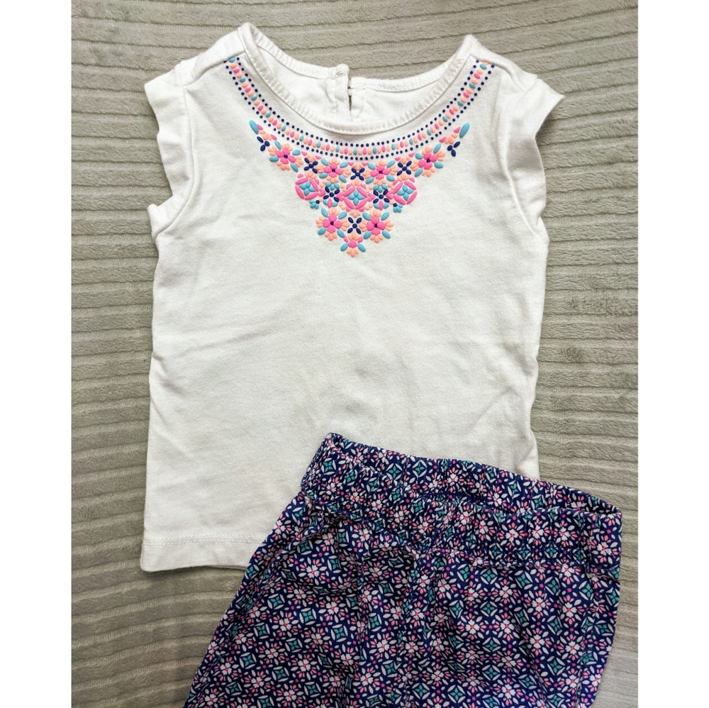 Carter's 2-piece outfit